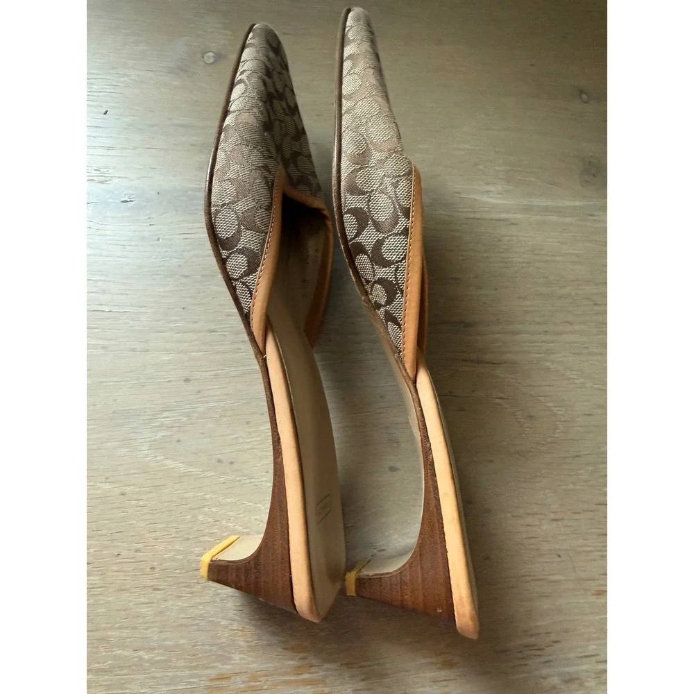 Coach Signature Monogram Canvas Kitten Heel Mules Brown Tan square Toe 8.5 B